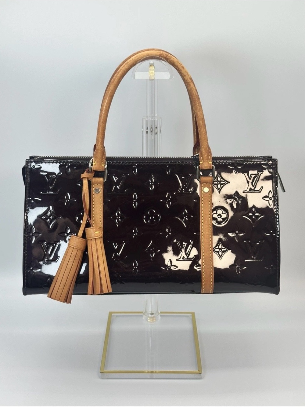 Louis Vuitton Vernis Neo Triangle Amarante Patent Leather Bag